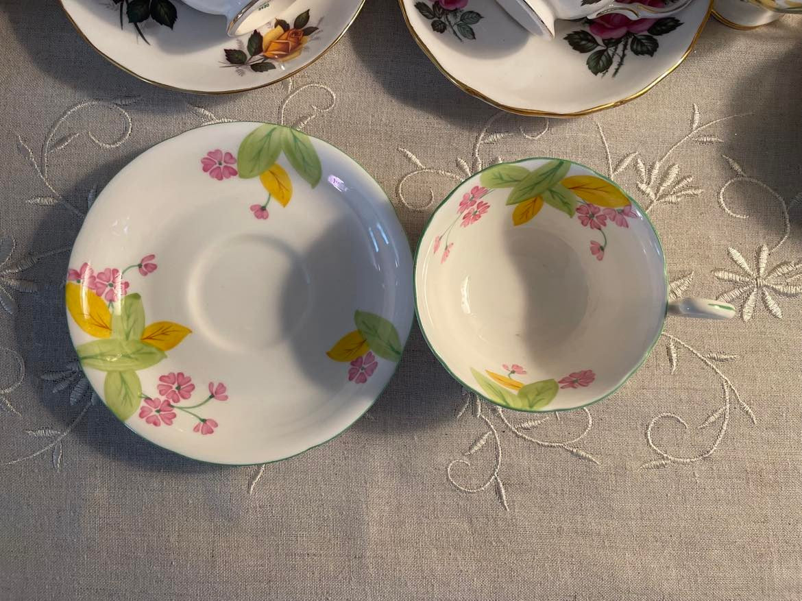 Royal Grafton Bone China Tea Cup & Saucer Set