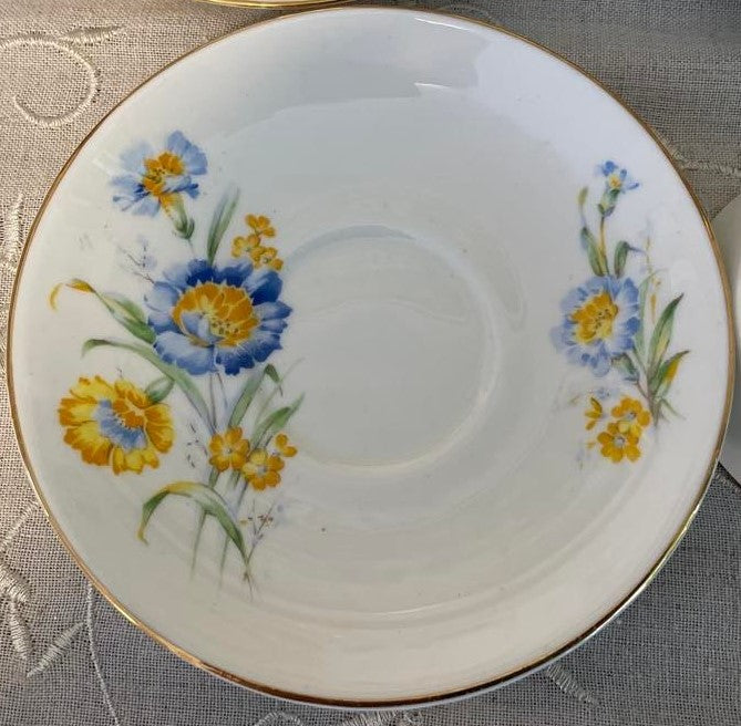 Vintage Victoria Bone China Tea Cup & Saucer Set, Made in England